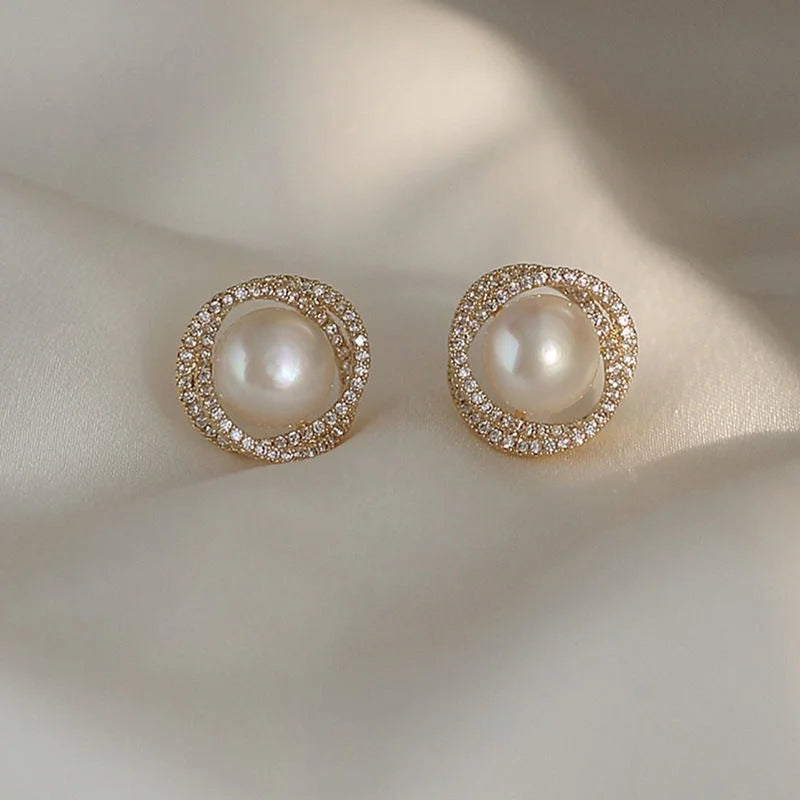 2026 New Spiral Floral Pearl Zircon Gold Color Earrings for Women Personality Fashion Simple Retro Stud Earrings Wedding Jewelry
